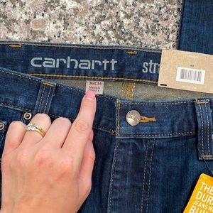Carhartt straight traditional fit 36x34 tapered leg